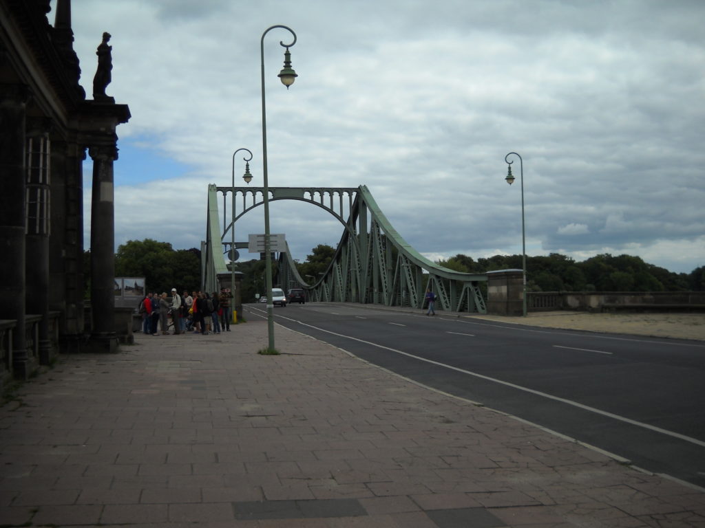 Glienicker Brücke - Die Spionagebrücke zwischen Ost und West